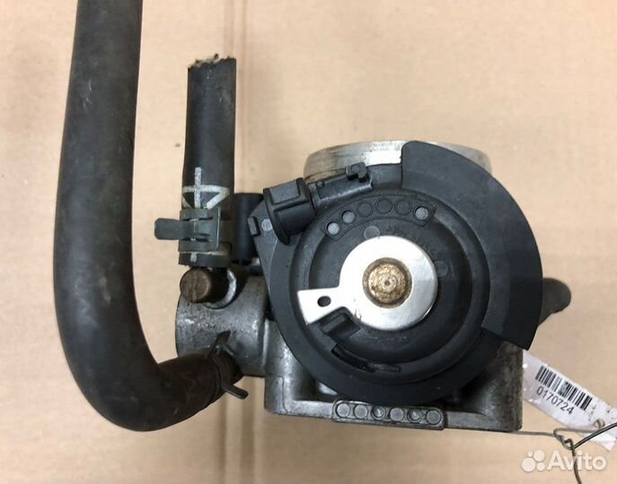 Заслонка дроссельная VW Golf 4 1.6 AKL