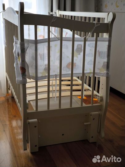 Кроватка детская