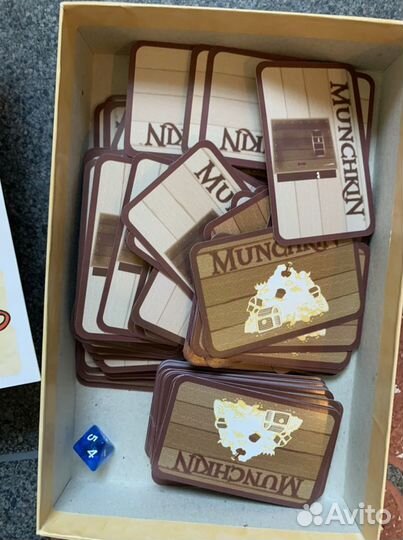 Настольные игры, лабиринт, сундучок знаний