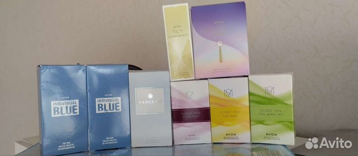 Мужская и женская туалетная вода Avon