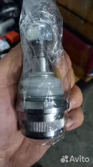 Шаровой палец на мерседес 211 нижний