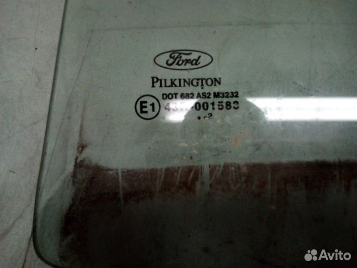 Стекло двери заднее левое Ford Fusion 2002-2012