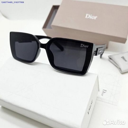 Солнцезащитные очки Dior