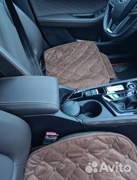 Нескользящая накидка на автомобильное сиденье