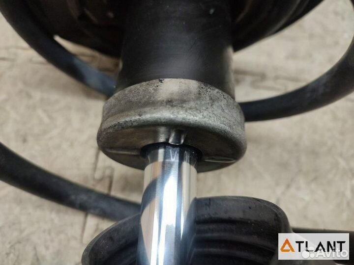 Стойка передняя правая nissan lafesta