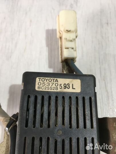 Фильтр шумов радио lexus IS350 3.5 ат седан