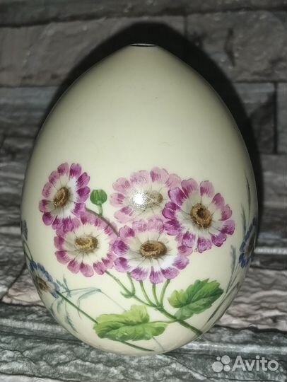 Фарфоровое старинное пасхальное яйцо ручнаяроспись