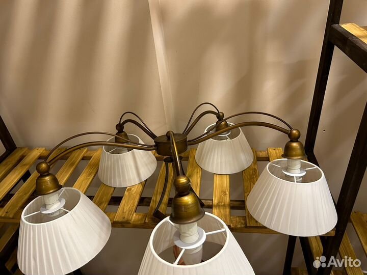 Люстра потолочная