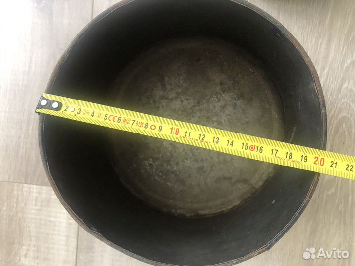 Кашпо металлическое