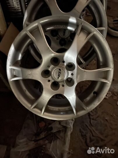 Диски Volkswagen Passat B6 6.5x16