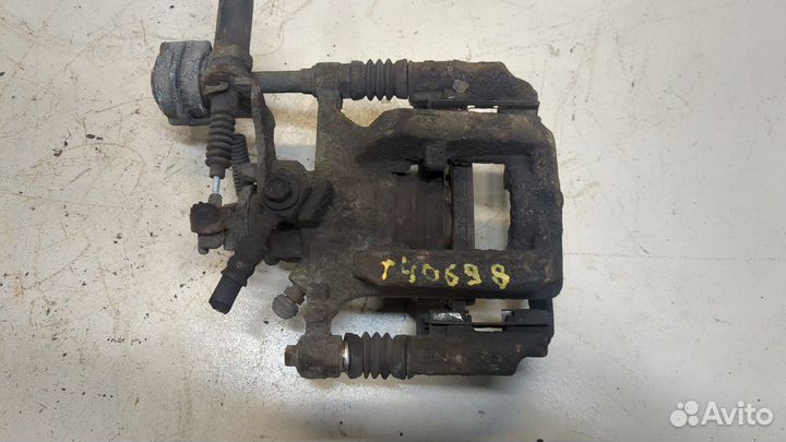 Суппорт Opel Astra J, 2011