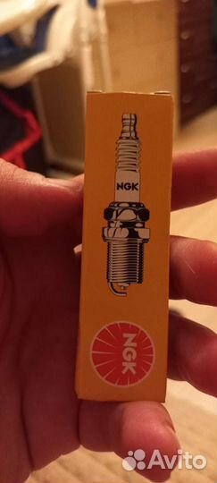 Свеча зажигания ngk b7hs