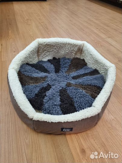 Лежанка для собак