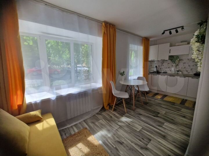 2-к. квартира, 45 м², 1/4 эт.