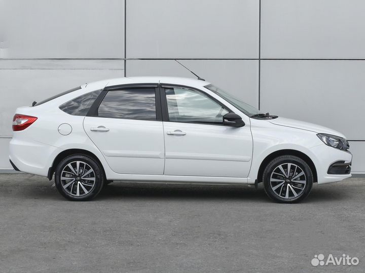LADA Granta 1.6 МТ, 2020, 32 697 км