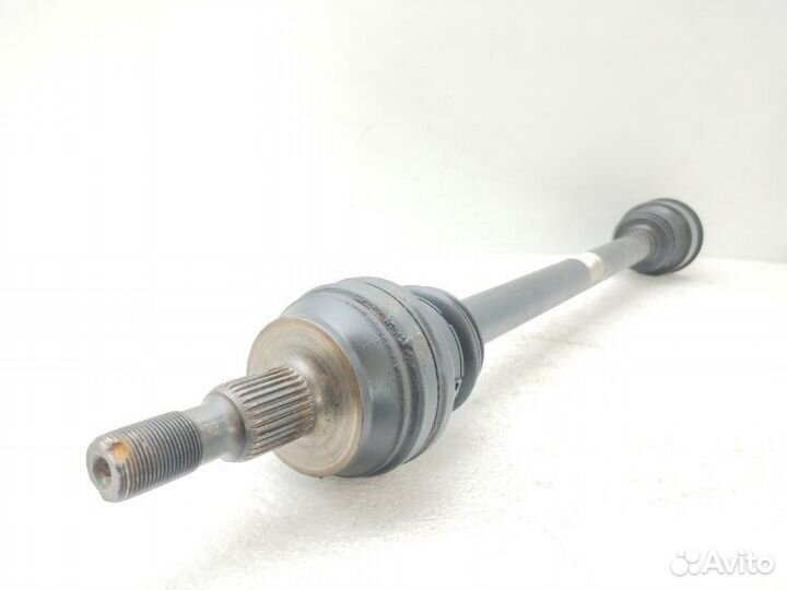 Полуось (привод) задний правый Mercedes-Benz