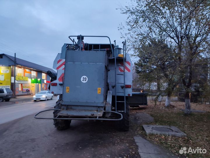 Комбайн Ростсельмаш Vector 410, 2008