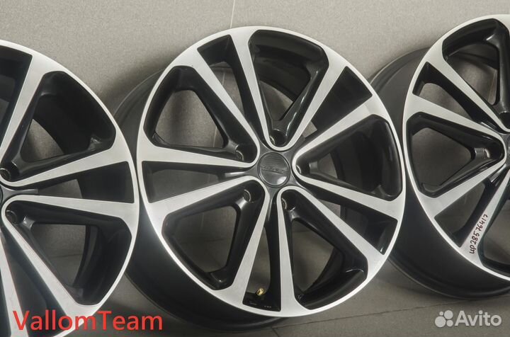 Лот UP28576417 Фирменные 18-е диски MLJ wrest