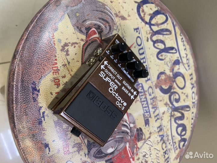 Гитарная педаль октавер Boss OC-3