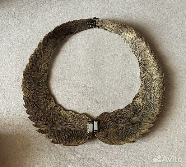 Украшение на шею