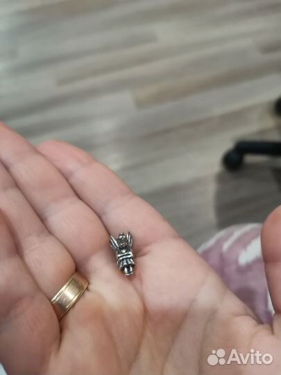 Украшение шарм