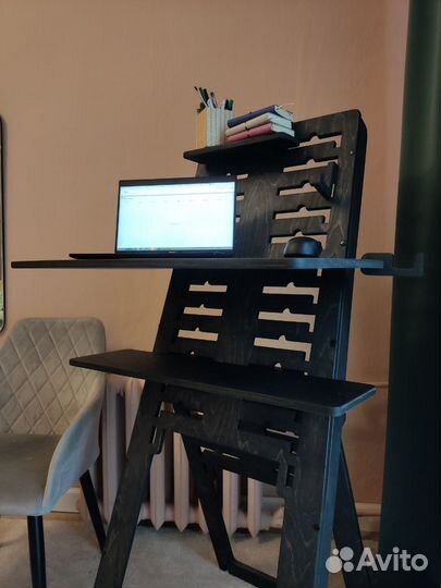 Стол-трансформер для работы стоя