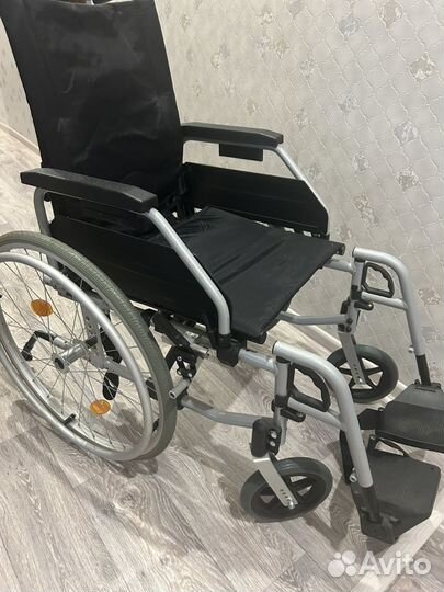 Коляска инвалидная