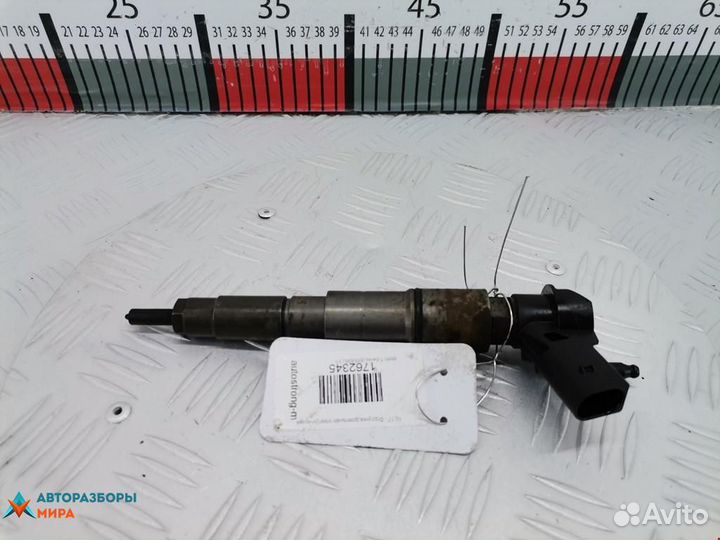 Форсунка BMW 7 E65/E66/E67 2005 13537792721