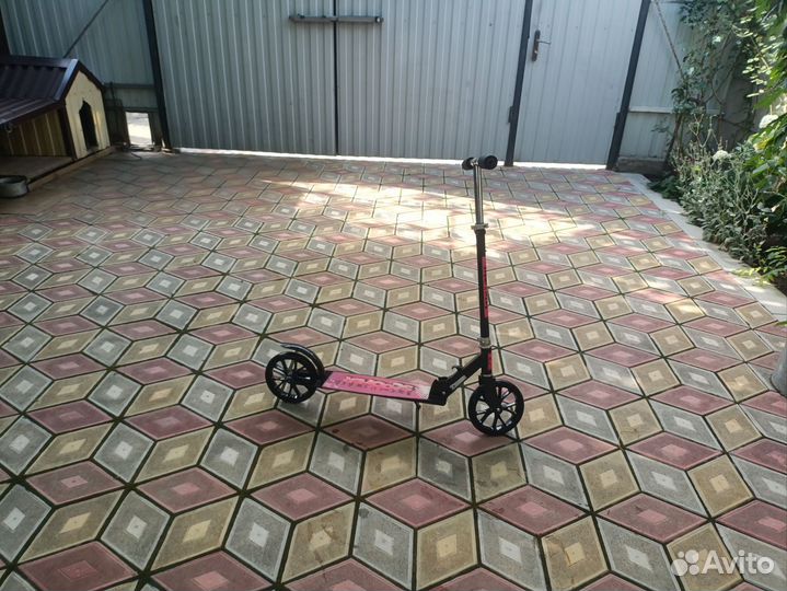 Самокат двухколесный