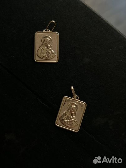 Золотая подвеска икона