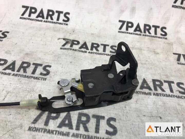 Замок двери задний toyota raum