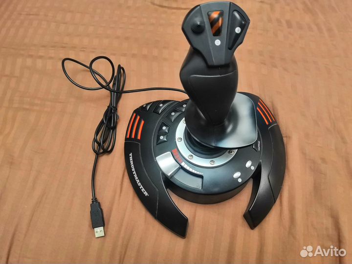 Джойстик Thrustmaster T.Flight Stick X, черный