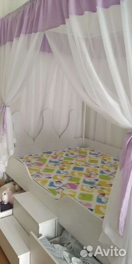 Кроватка матрас шкаф пенал