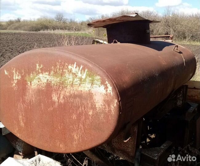 Ёмкости, бочка и топливные баки