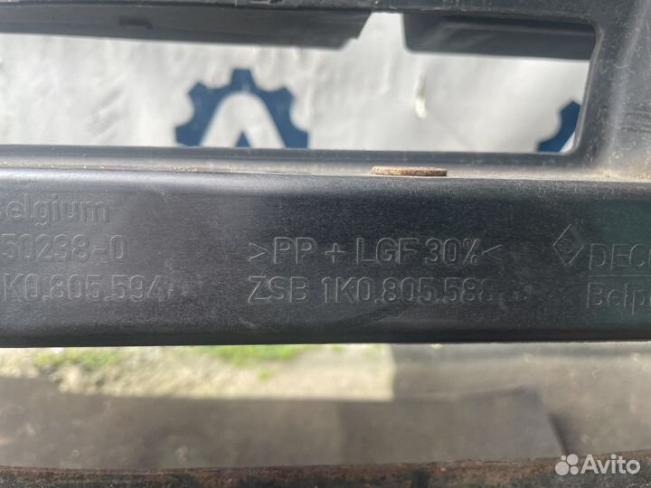 Передняя панель Volkswagen Golf 5 Jetta 5 1K080558