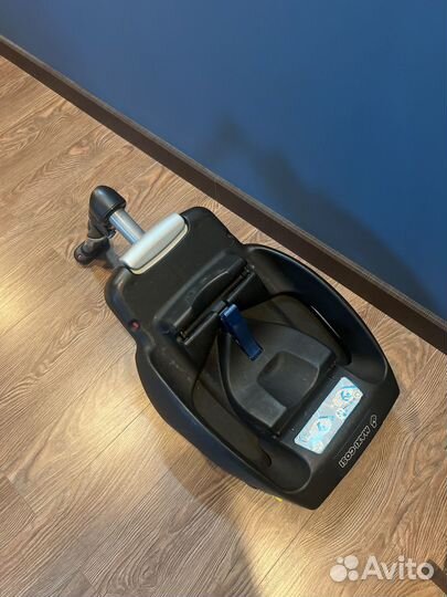 Автолюлька maxi cosi с системой isofix