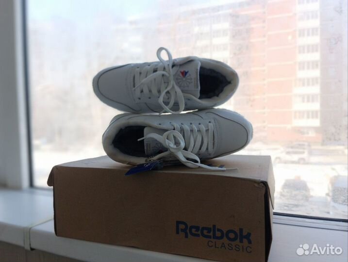 Кроссовки зимние reebok