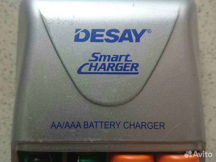 Зарядное устройство desay Smart Charger