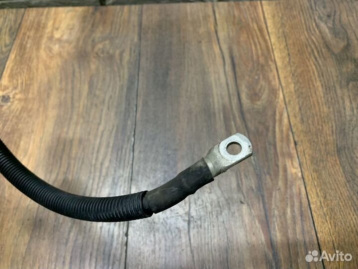 Volkswagen Touareg 1й Провод генератора