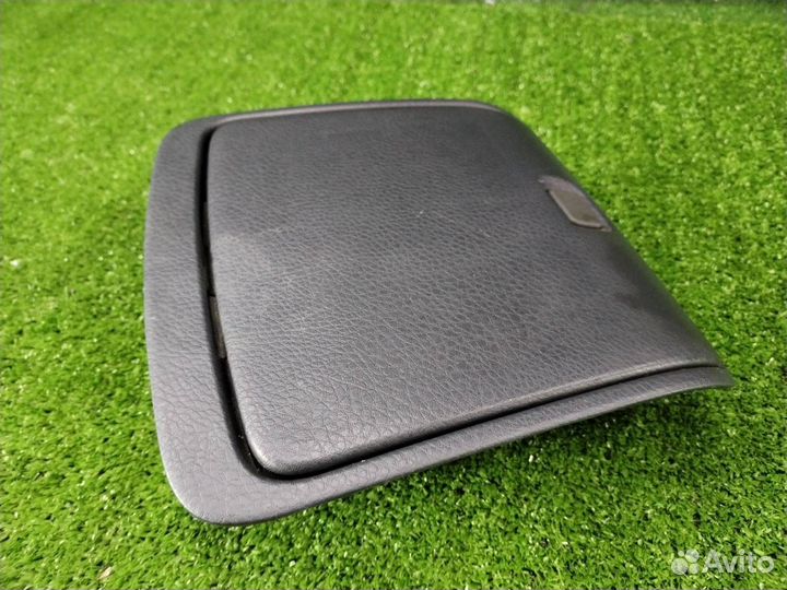 Бардачок в панель Mitsubishi Dingo CQ2A 4G15 2001