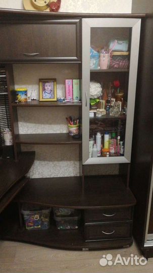 Компьютерный стол, стенка