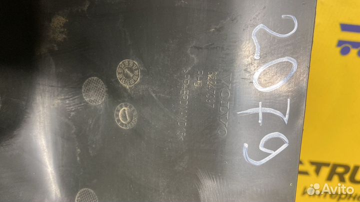 Кожух рулевой колонки Volvo FH 4