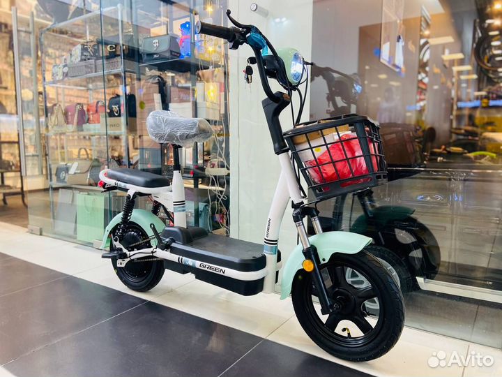 Электроскутер новый с гарантий