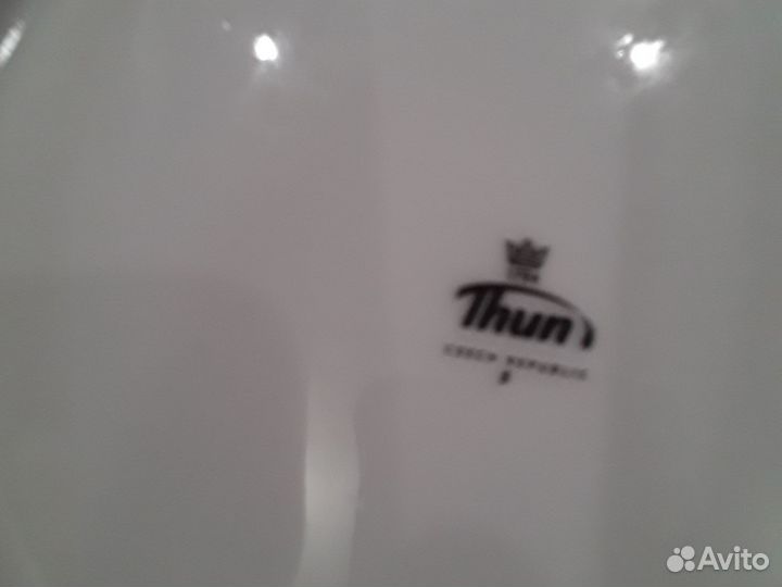 Фарфоровая тарелка