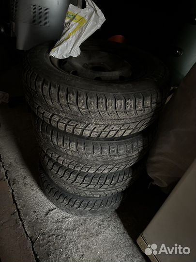 Колеса в сборе зимняя резина r14 renault logan