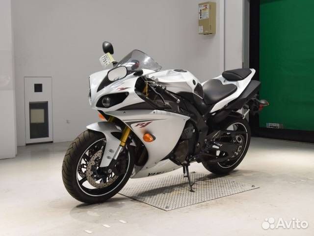 Yamaha YZF-R1