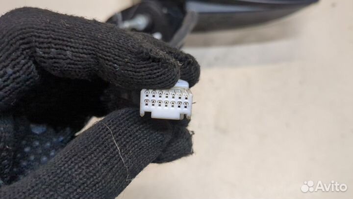 Зеркало боковое Toyota Avensis 3, 2011