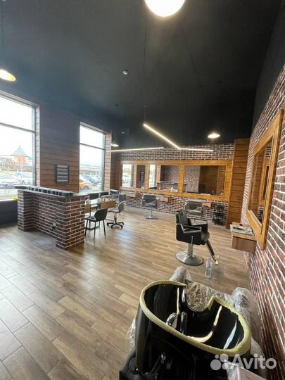 Мастер бровист