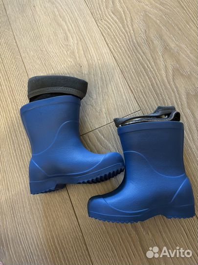 Резиновые сапоги 22