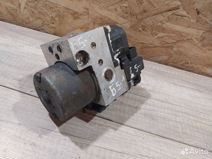 Блок ABS Volkswagen Passat B5 8E0614111